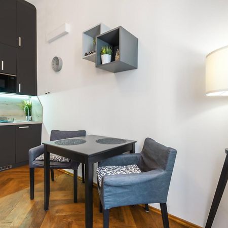 Awesome Stay Studios Prague Exterior photo